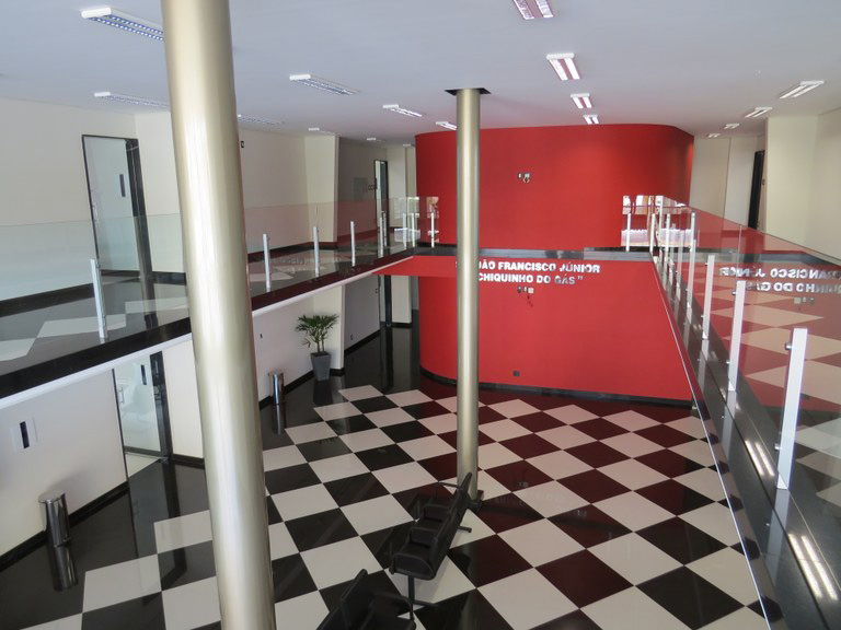 Foto do hall de entrada da Câmara